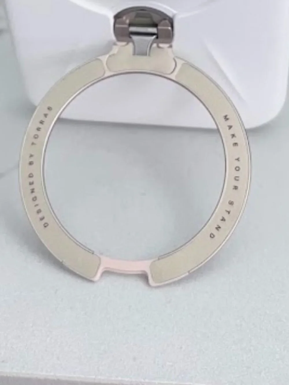 iPHONE CASE WITH RING STAND — Gorgeous!